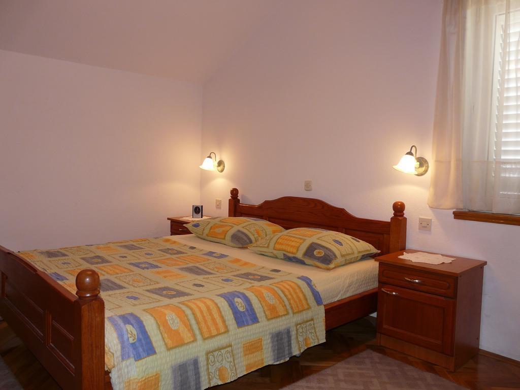Bonacic Palace Apartment *