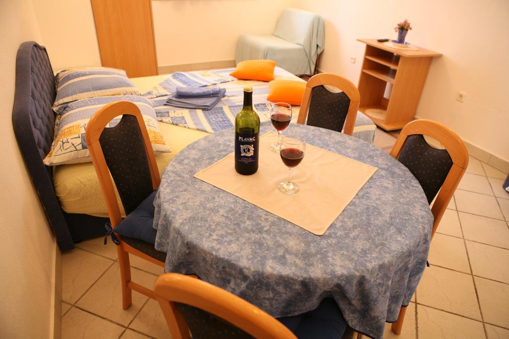 Bonacic Palace Apartment *